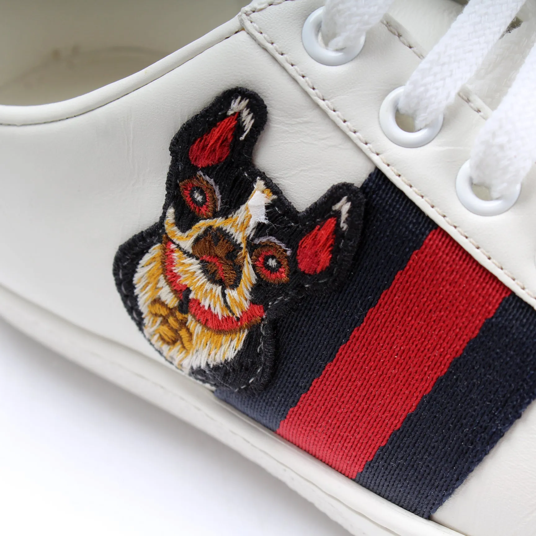 Ace Web Pug Sneakers Size 36