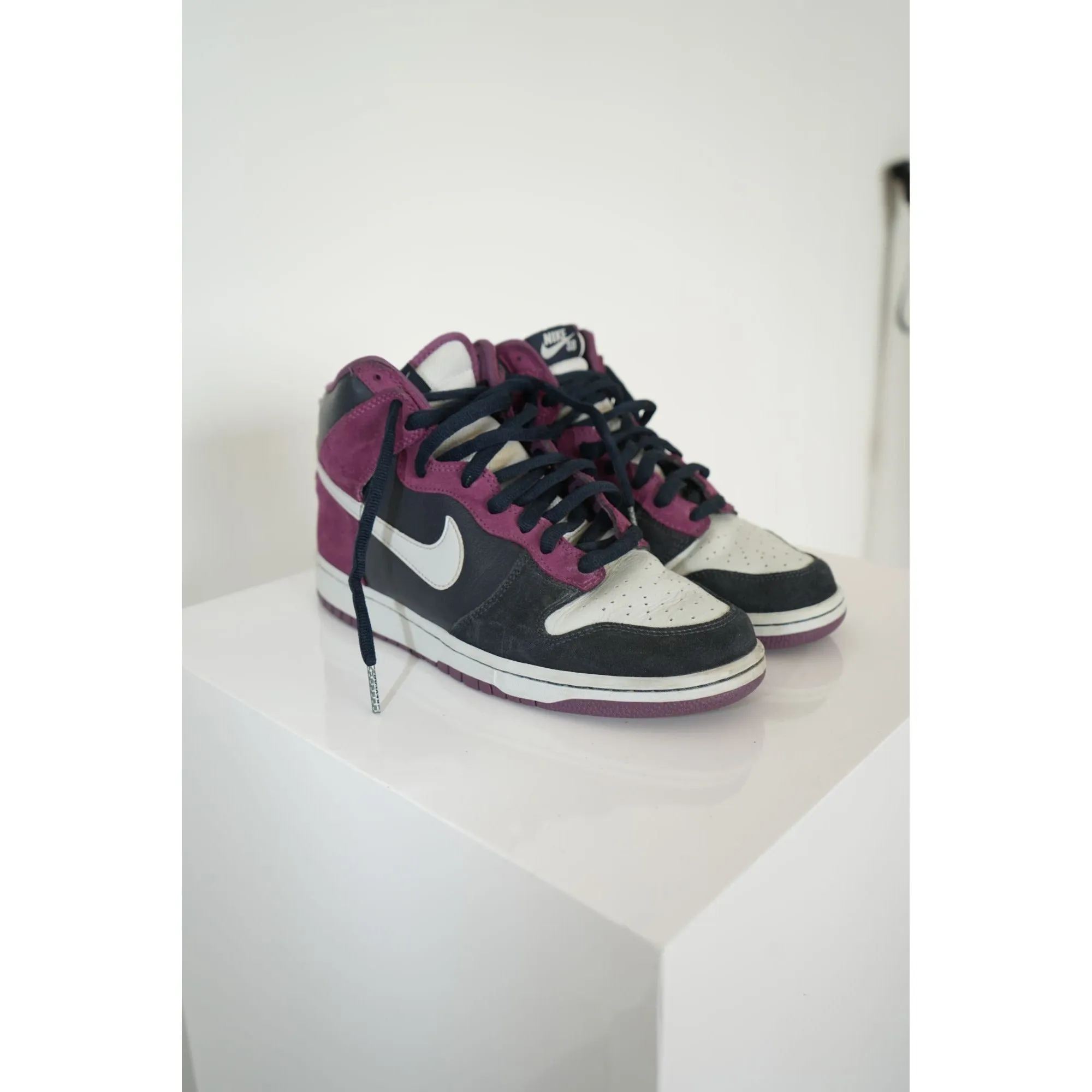"Retail" Nike SB Dunk High Dark Obsidian Metallic Platinum Sneakers 305050-401 Size 9.5