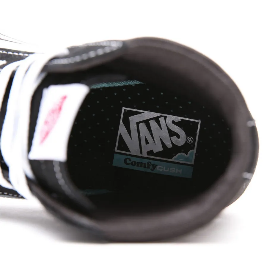 Vans scarpa sneakers alta Comfycush Sk8-Hi vn0a3wmbvne1 nero-bianco
